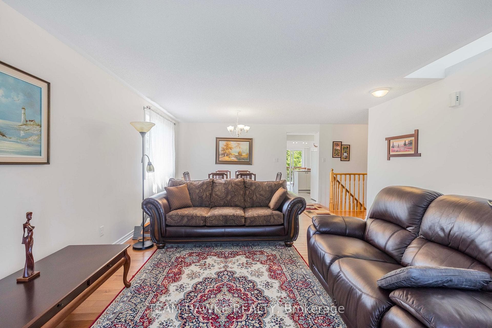 463 Shewfelt Crescent photo 6