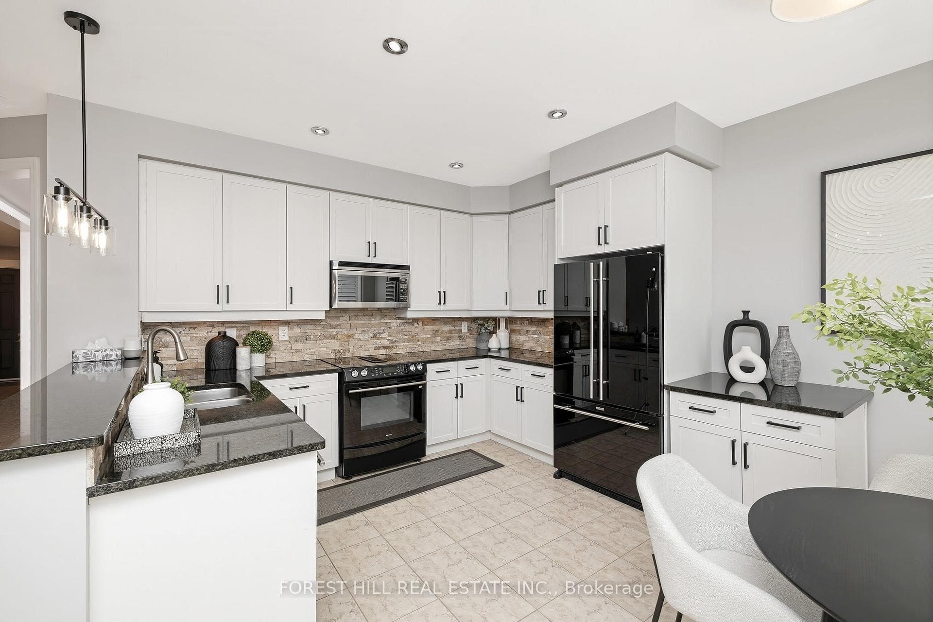 56 Bardoe Crescent photo 14