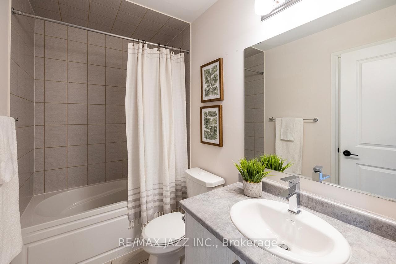 74 Ambereen Place photo 27