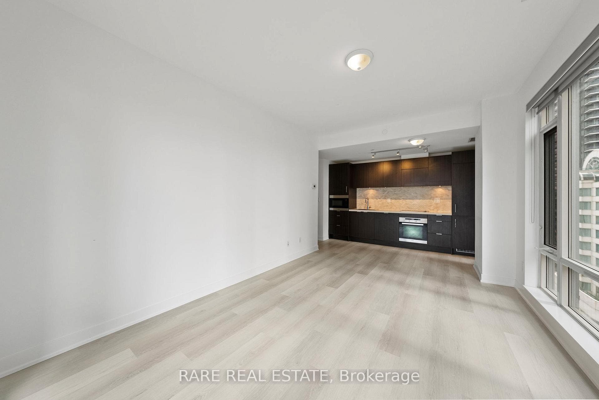 21 Widmer Street Unit 1602 photo 19