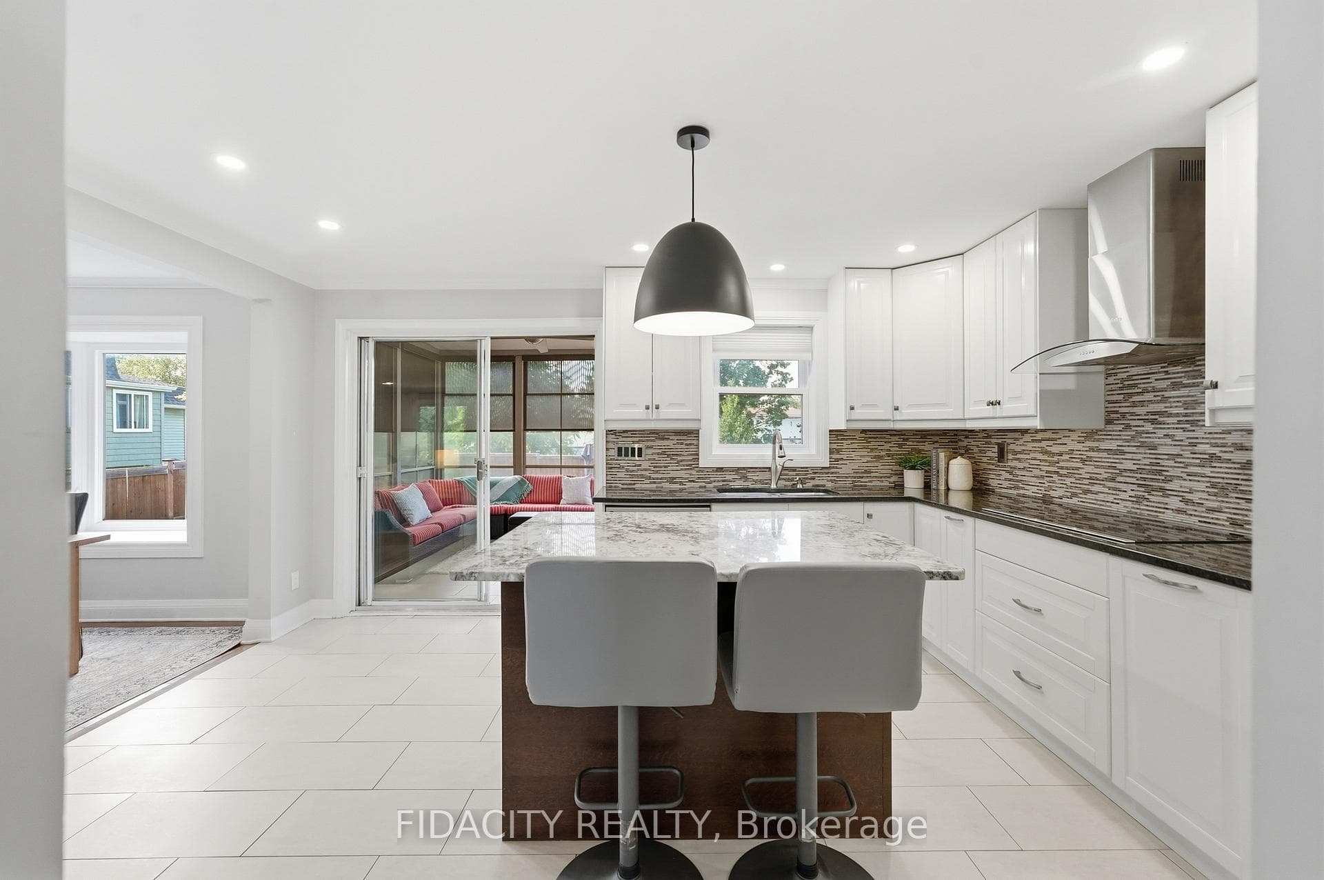 13 Poole Creek Crescent photo 13
