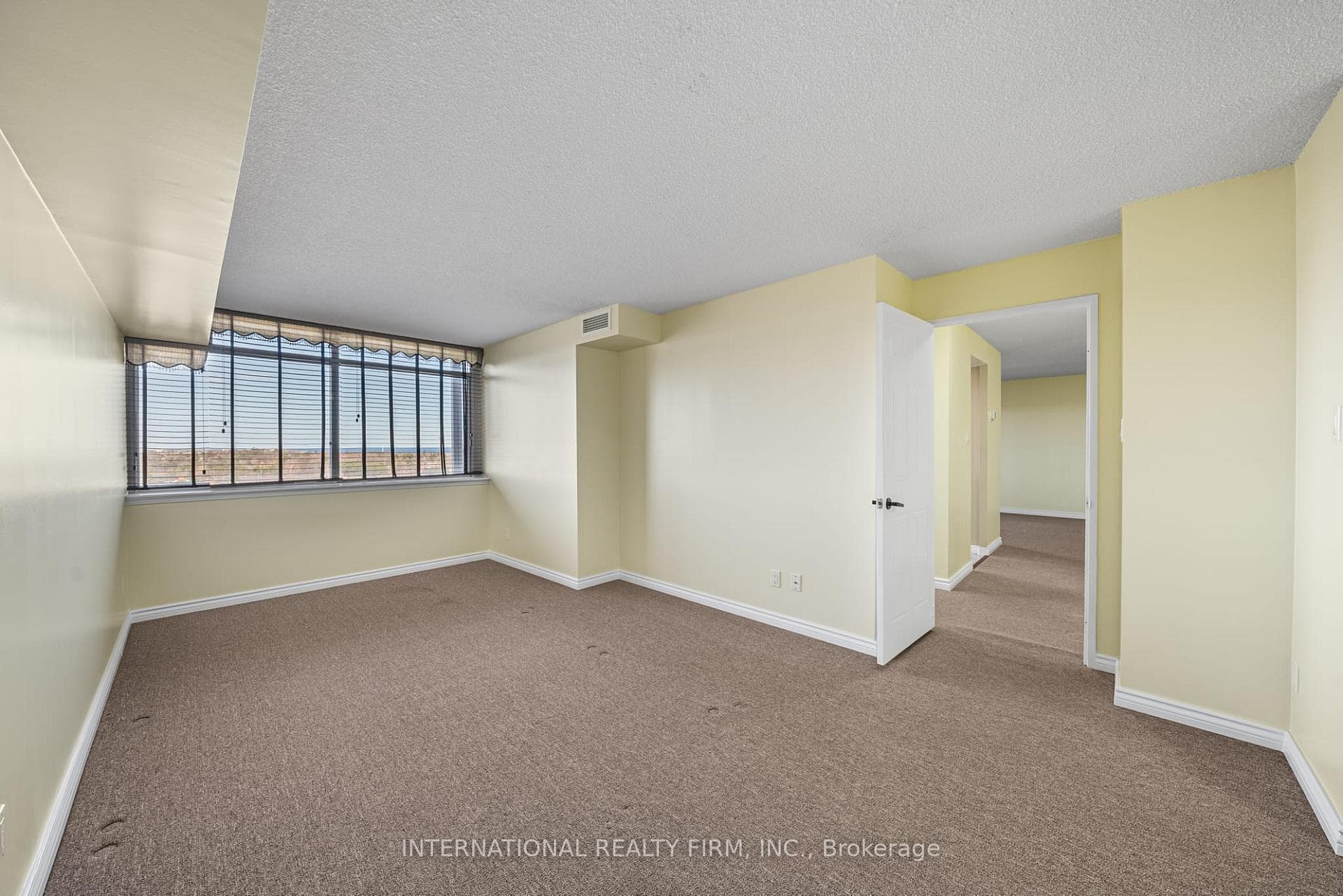 11753 Sheppard Avenue Unit 1020 photo 24
