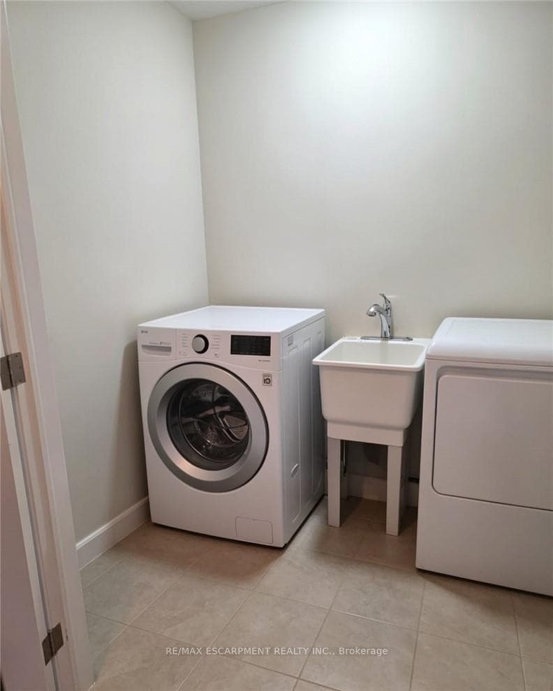 6 Chestnut Drive Unit 9 photo 13