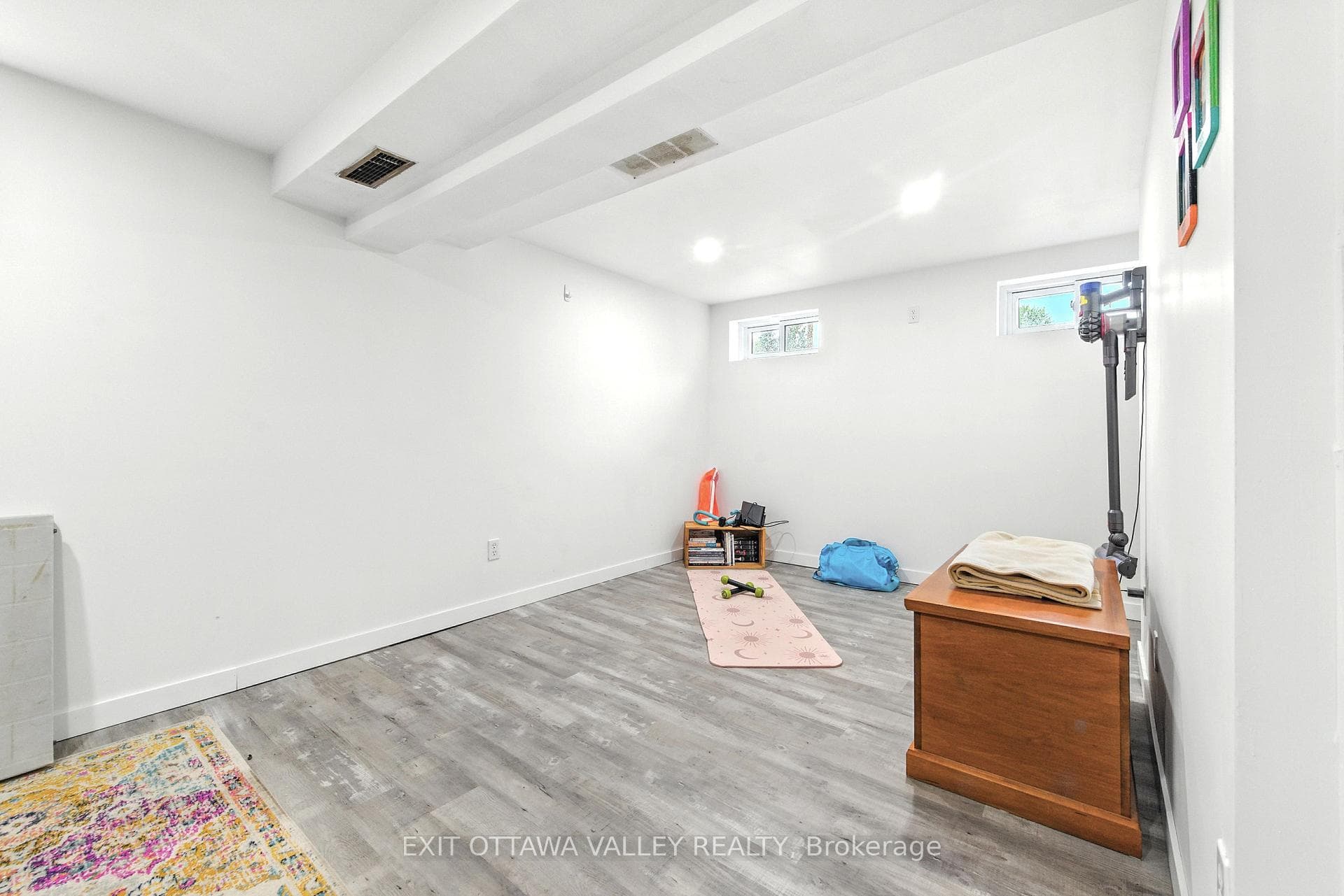 49 Glendale Avenue photo 31