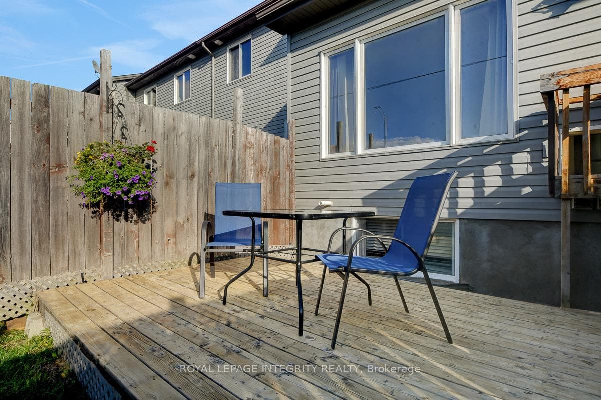 302 Brigitta Street photo 22
