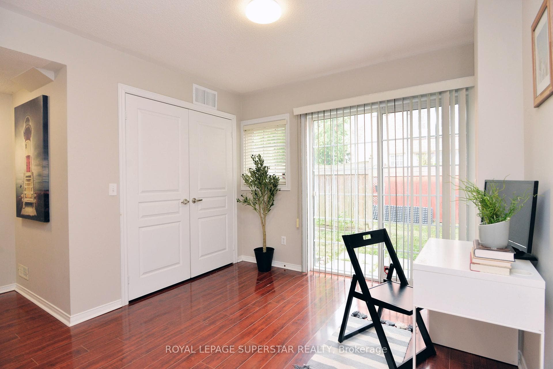 15 Gemstone Lane photo 10
