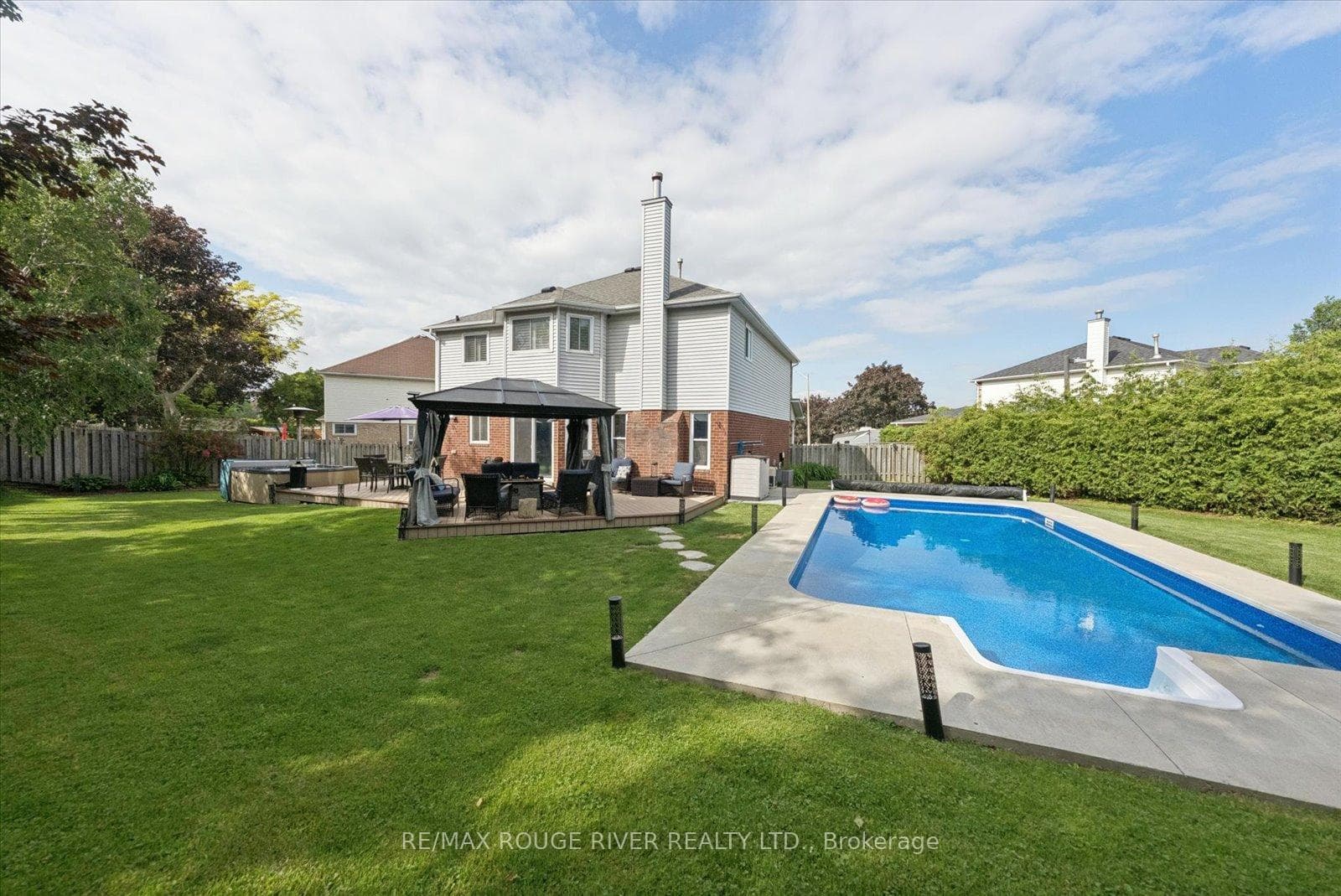 6 Snowden Court photo 40