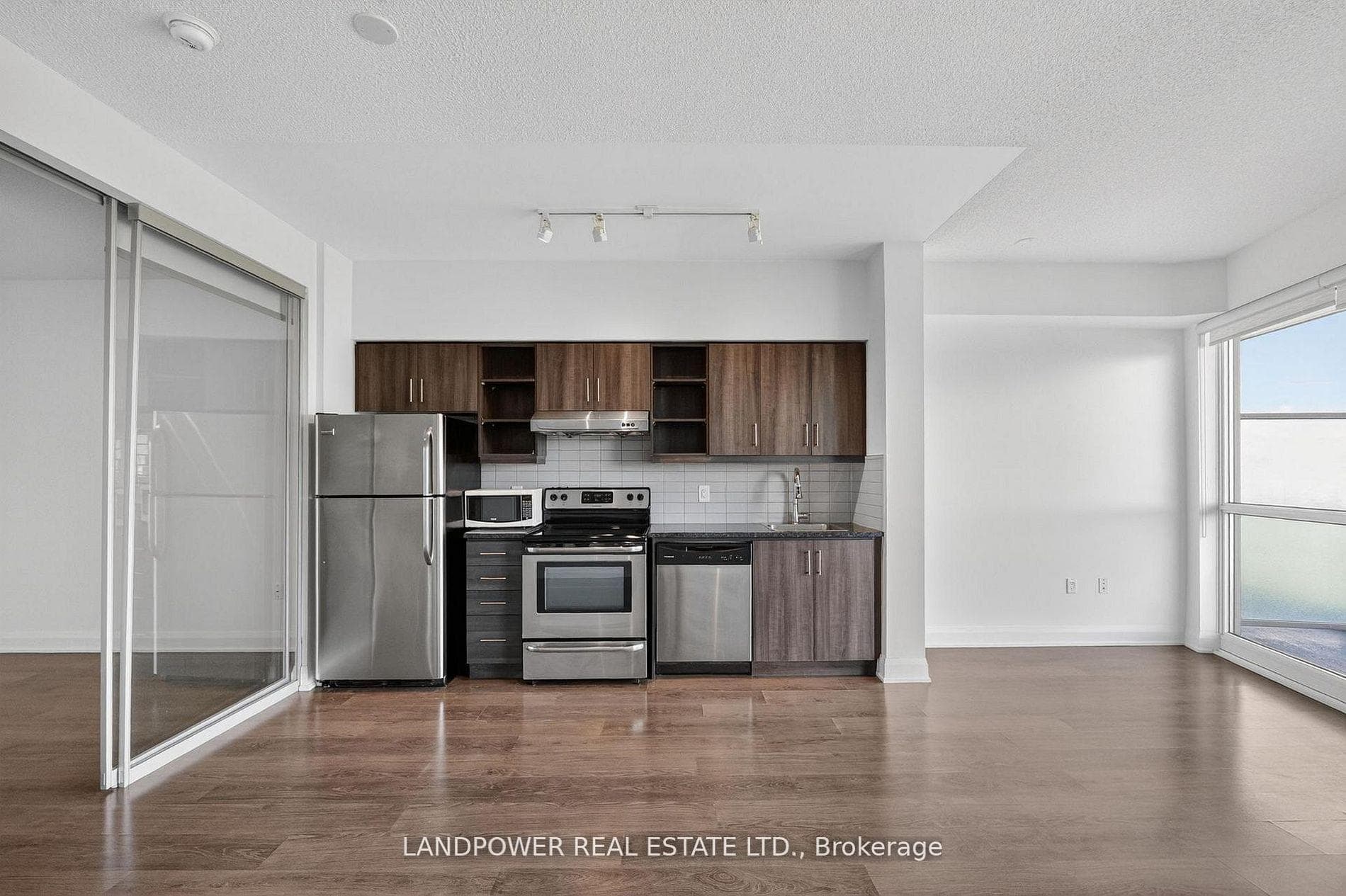 160 Vanderhoof Avenue Unit 1203 photo 7