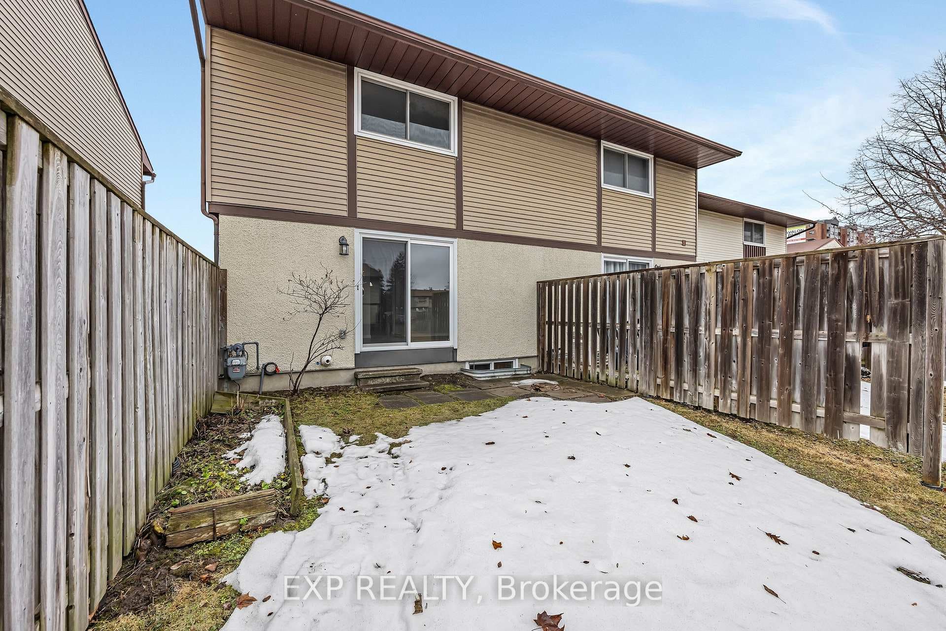 2570 Southvale Crescent Unit 104 photo 31