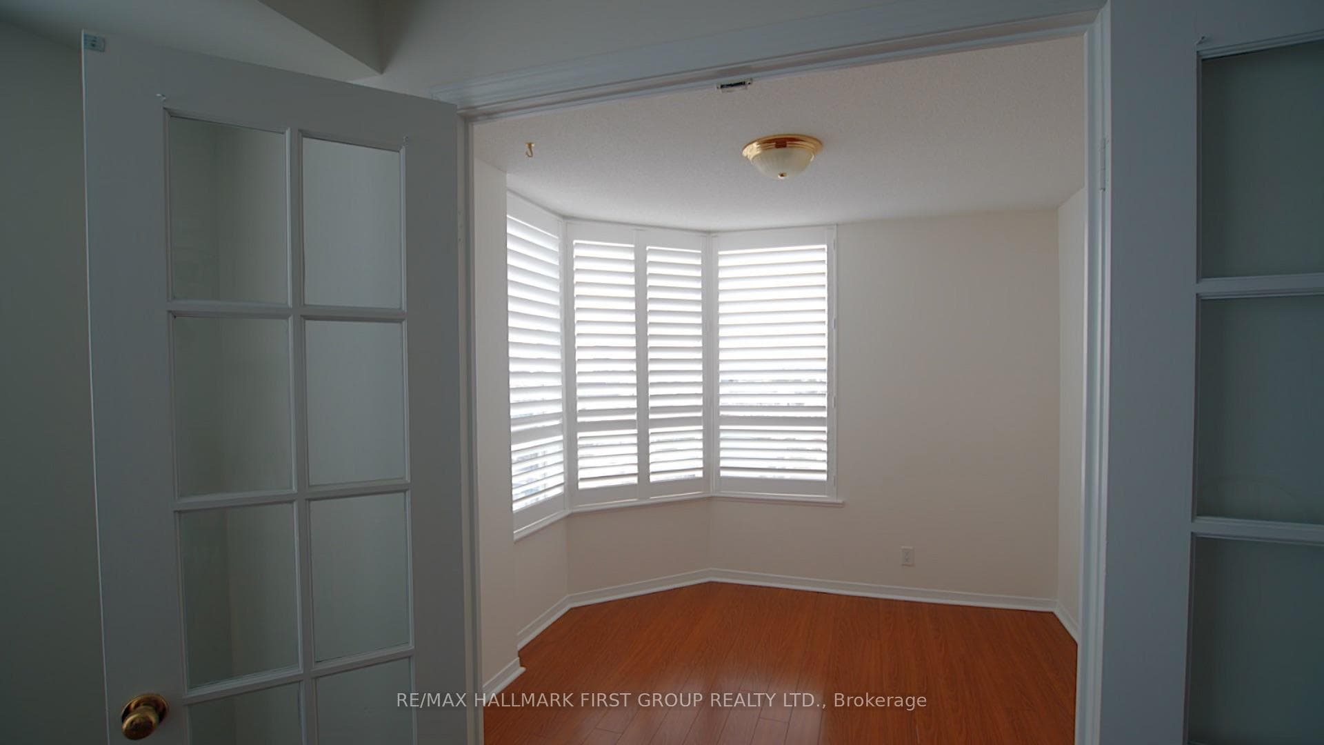 1000 The Esplanade Road Unit 712 photo 19