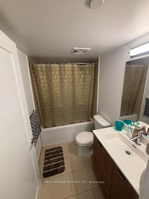 275 Village Green Square Unit 1620 photo 12