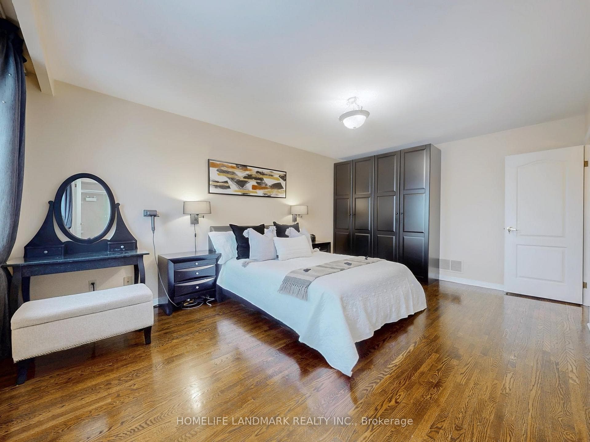 63 Lambeth Square photo 23