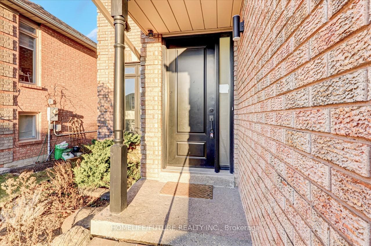 1761 Silver Maple Drive photo 3