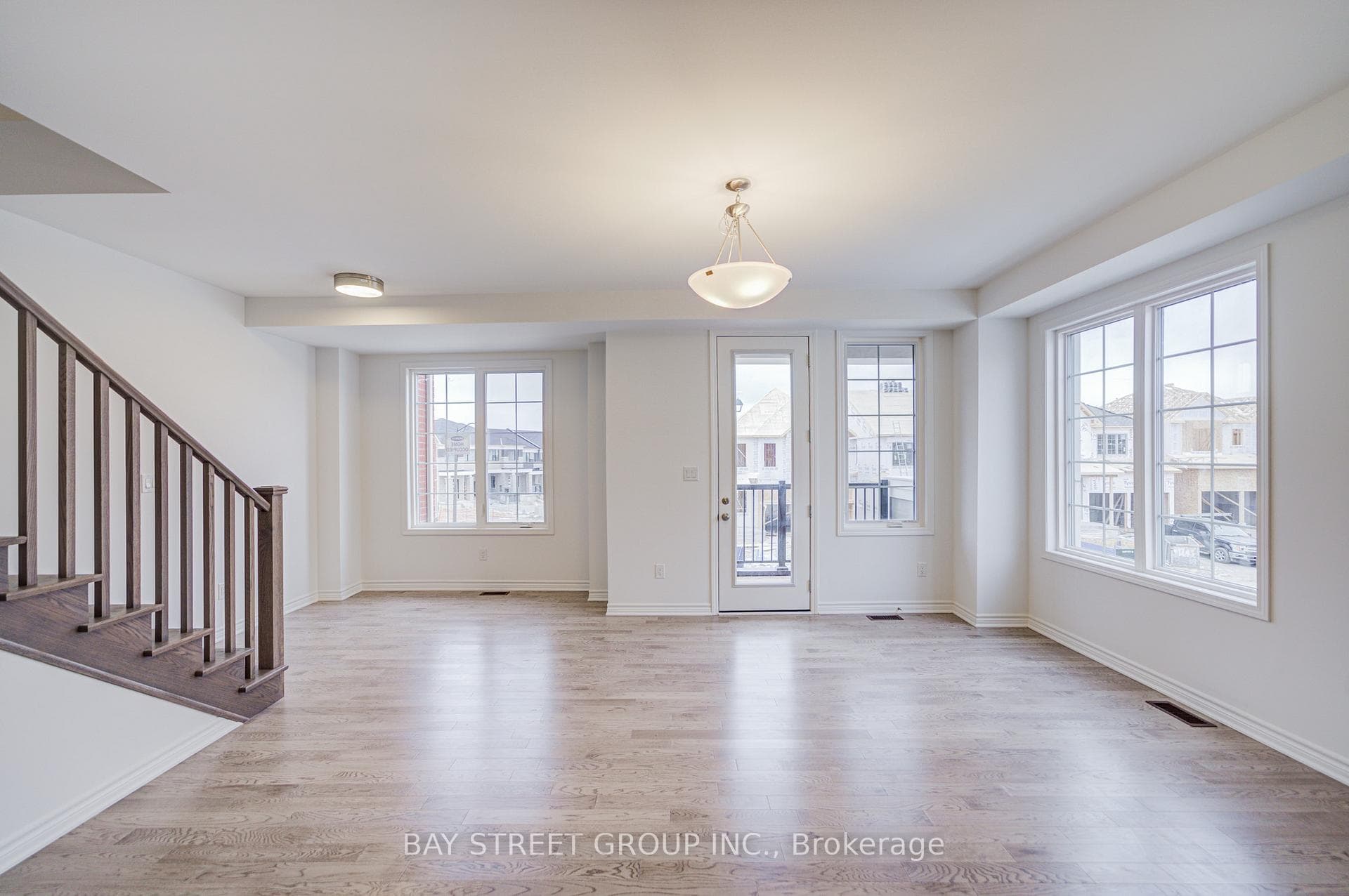 118 Azure Drive photo 21