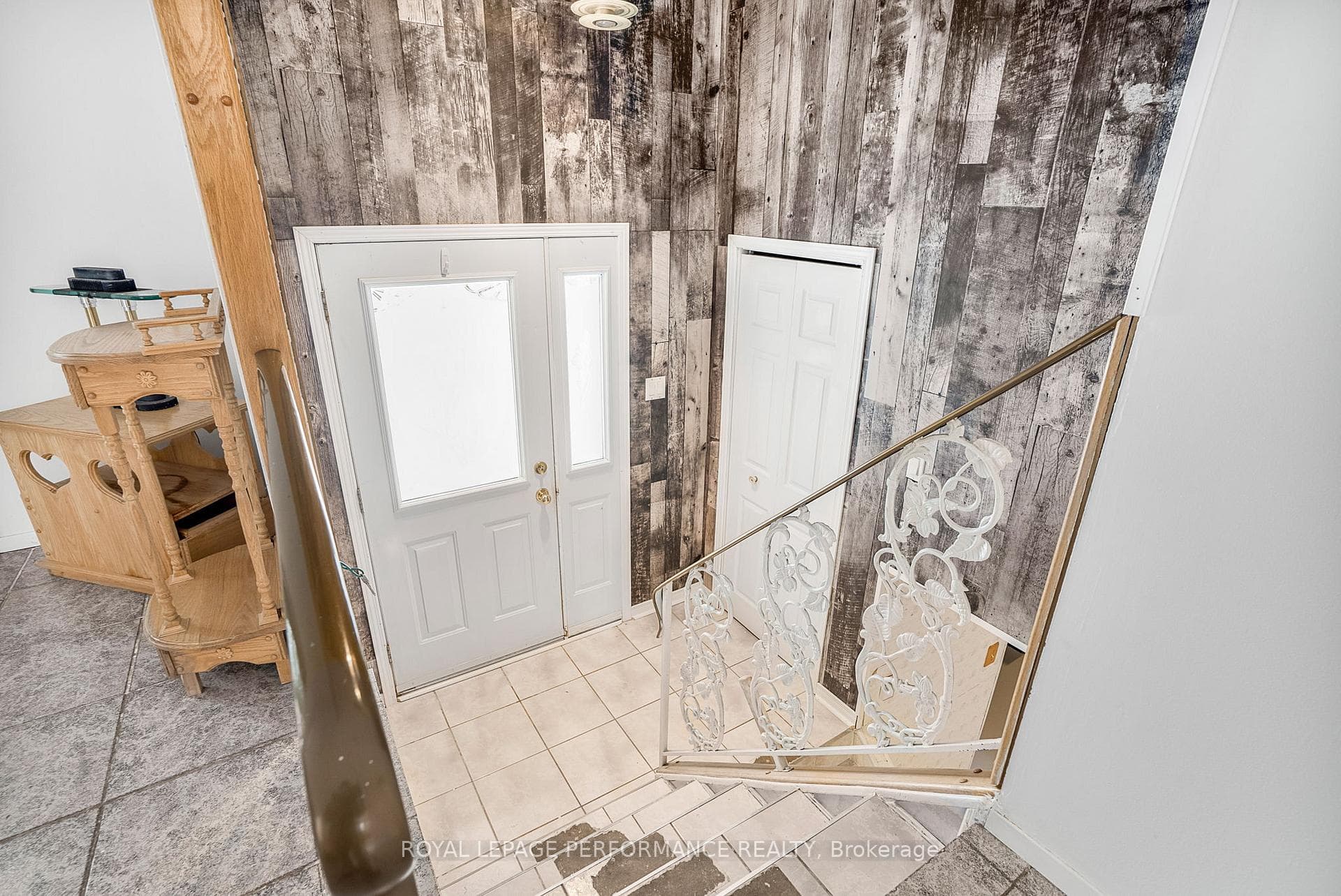 Entrance with closet