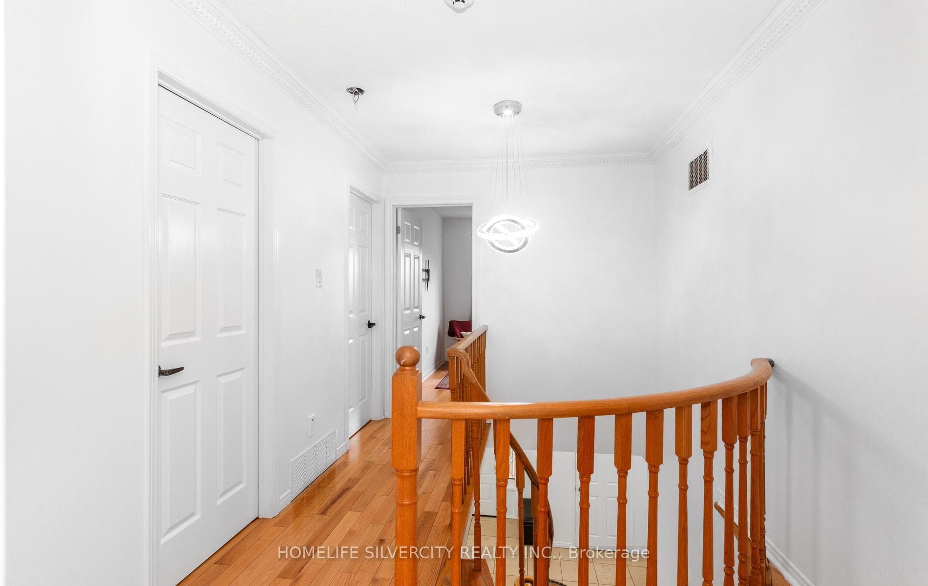 303 Hickory Circle photo 26
