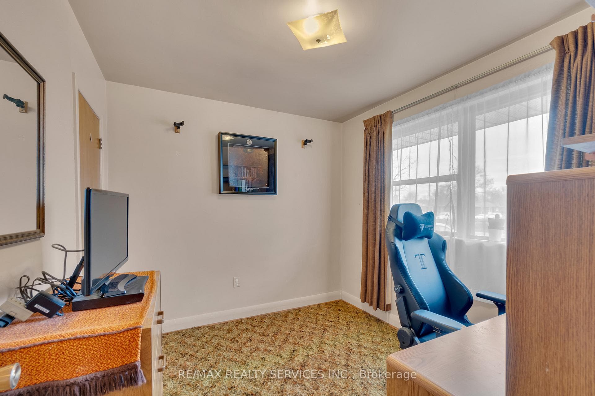 30 Marsden Crescent photo 22