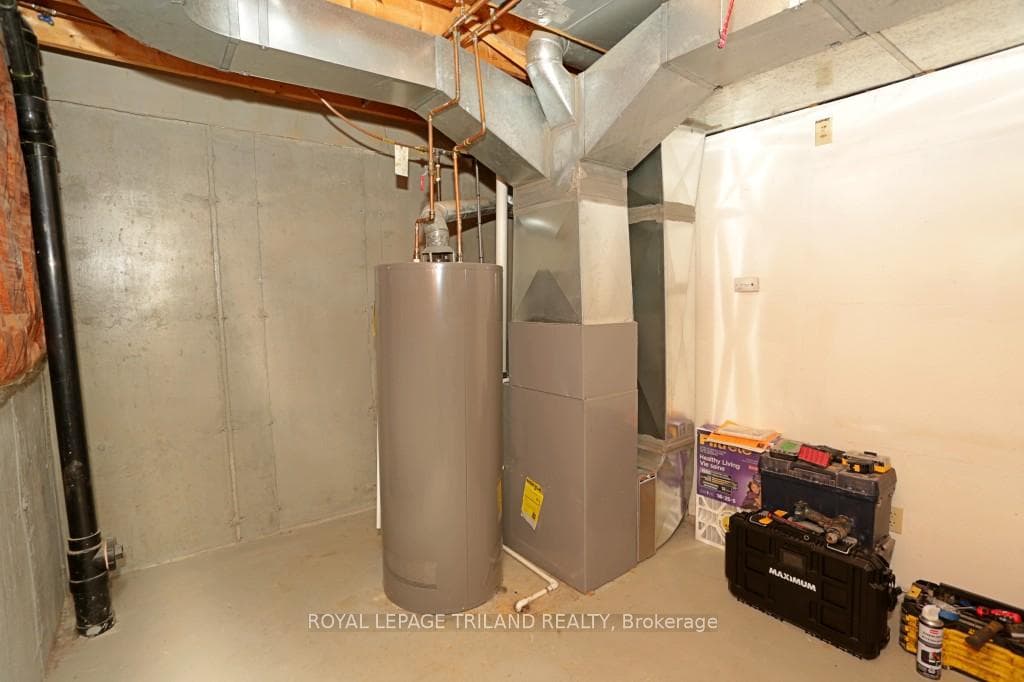 131 Bonaventure Drive Unit 2 photo 22