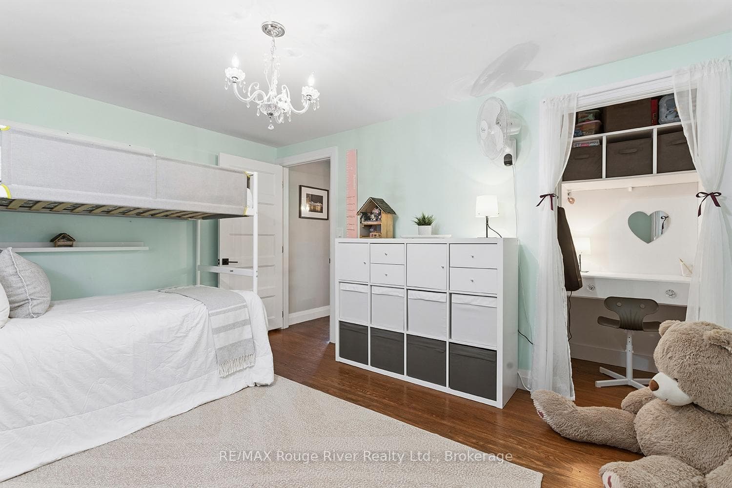 1187 Wakefield Crescent photo 29