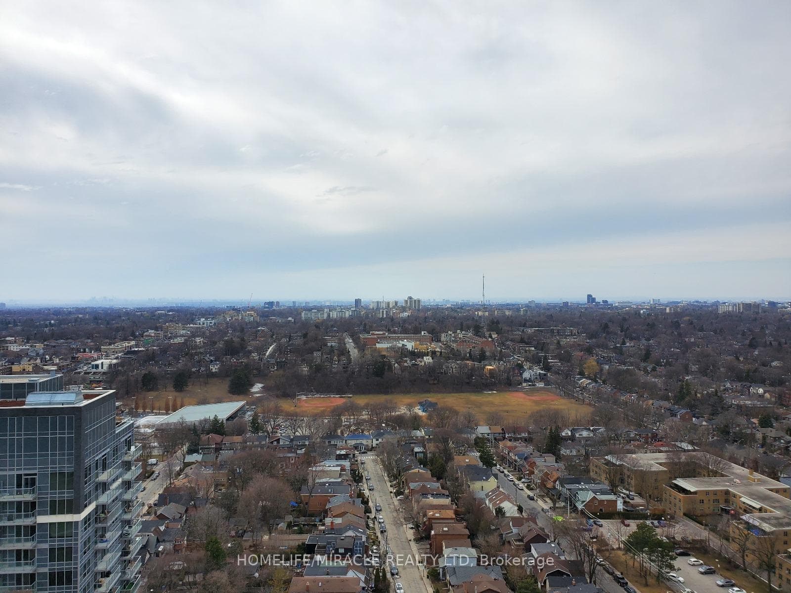 33 Helendale Avenue Unit 2411 photo 14
