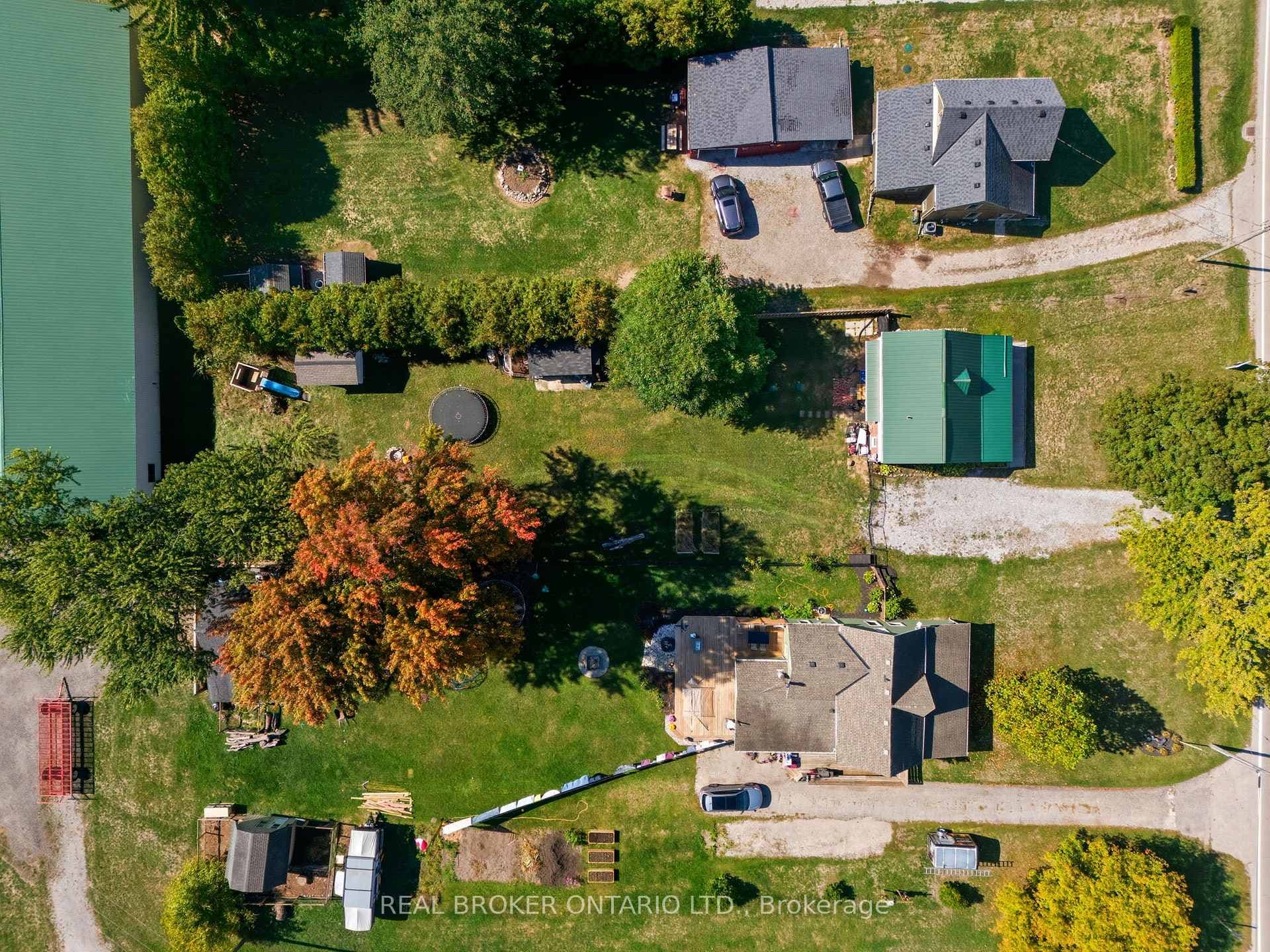 100 La Salette Road photo 28