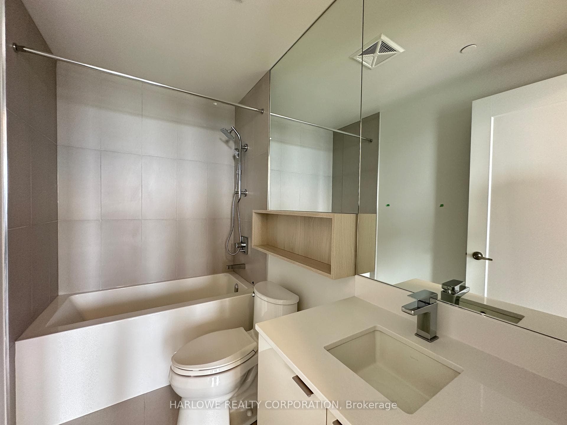 135 Lower Sherbourne Street Unit 2727 W photo 16