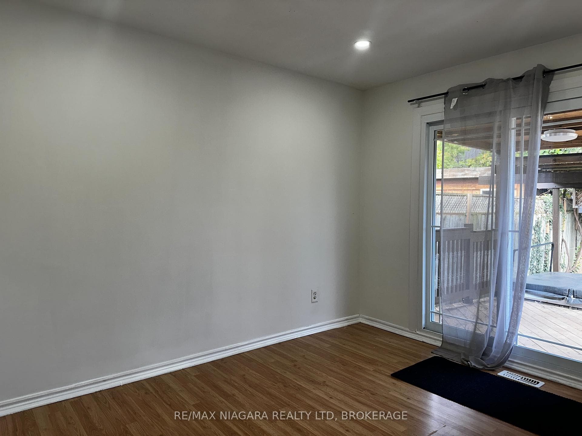 43 A Beachaven Drive Unit Upper photo 10