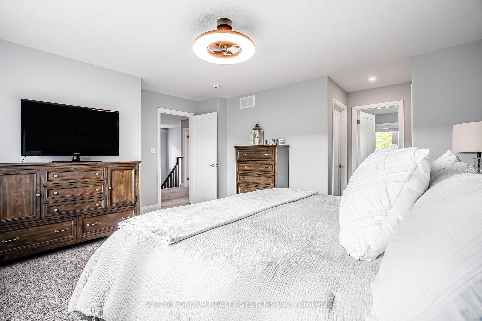 15 Woodberry Crescent photo 14