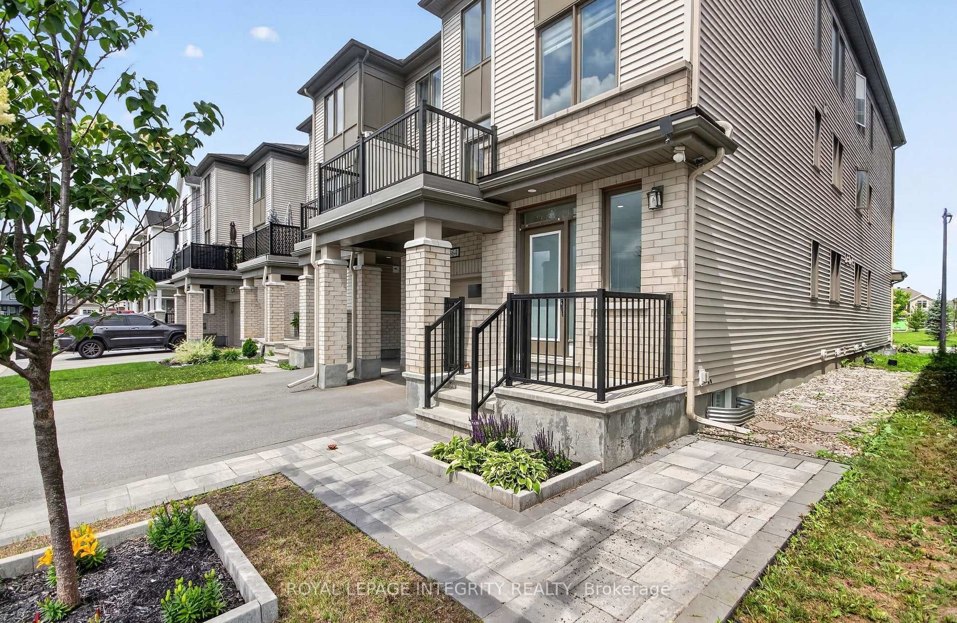 364 Aphelion Crescent photo 3