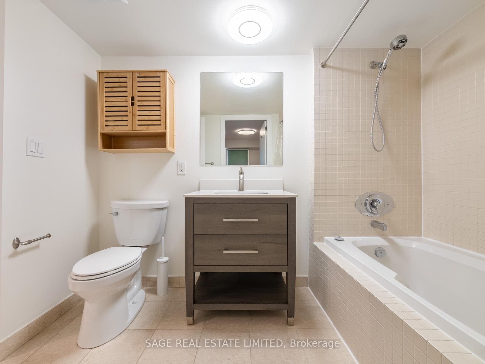 18 Beverley Street Unit 209 photo 30