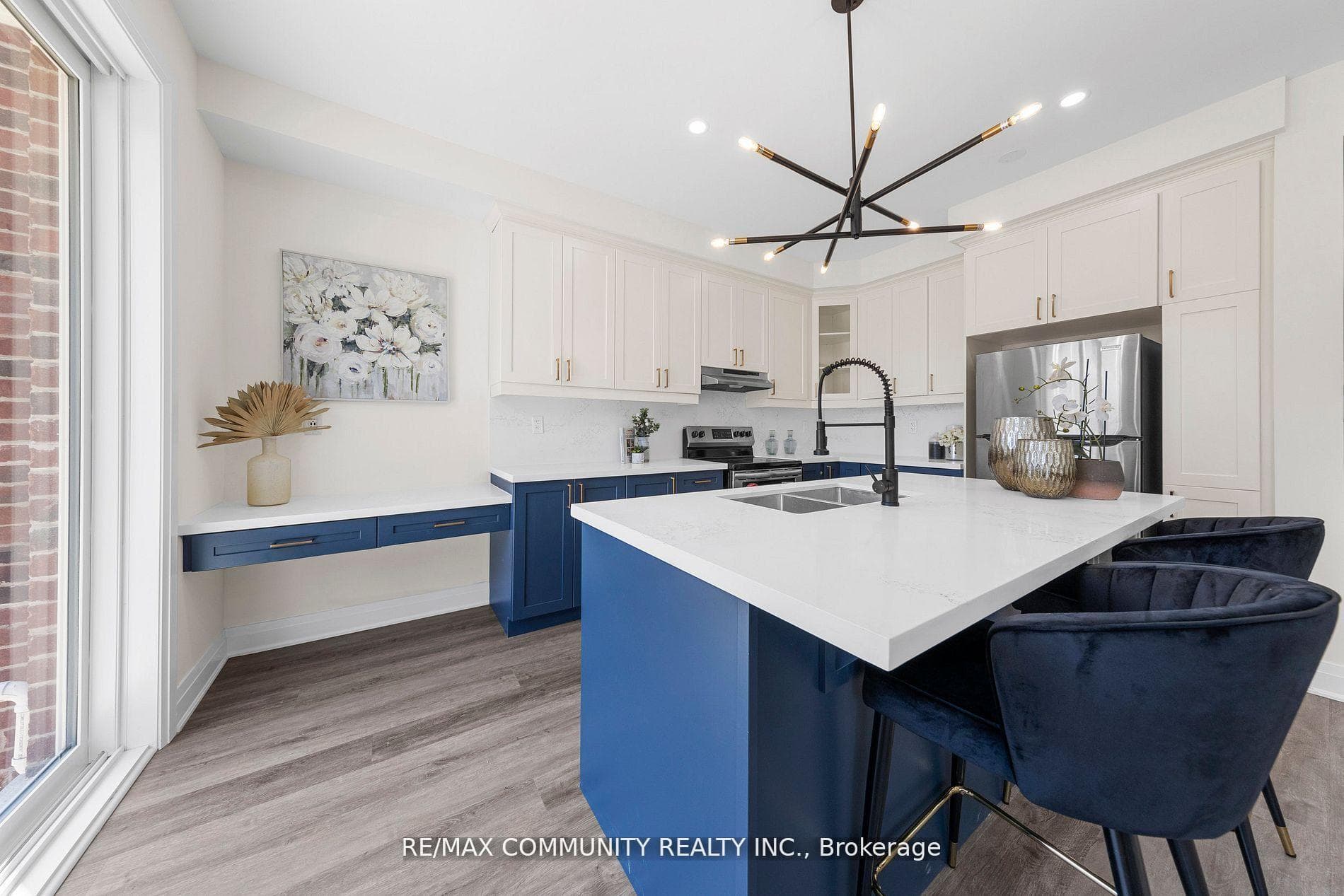 3307 Thunderbird Promenade photo 23