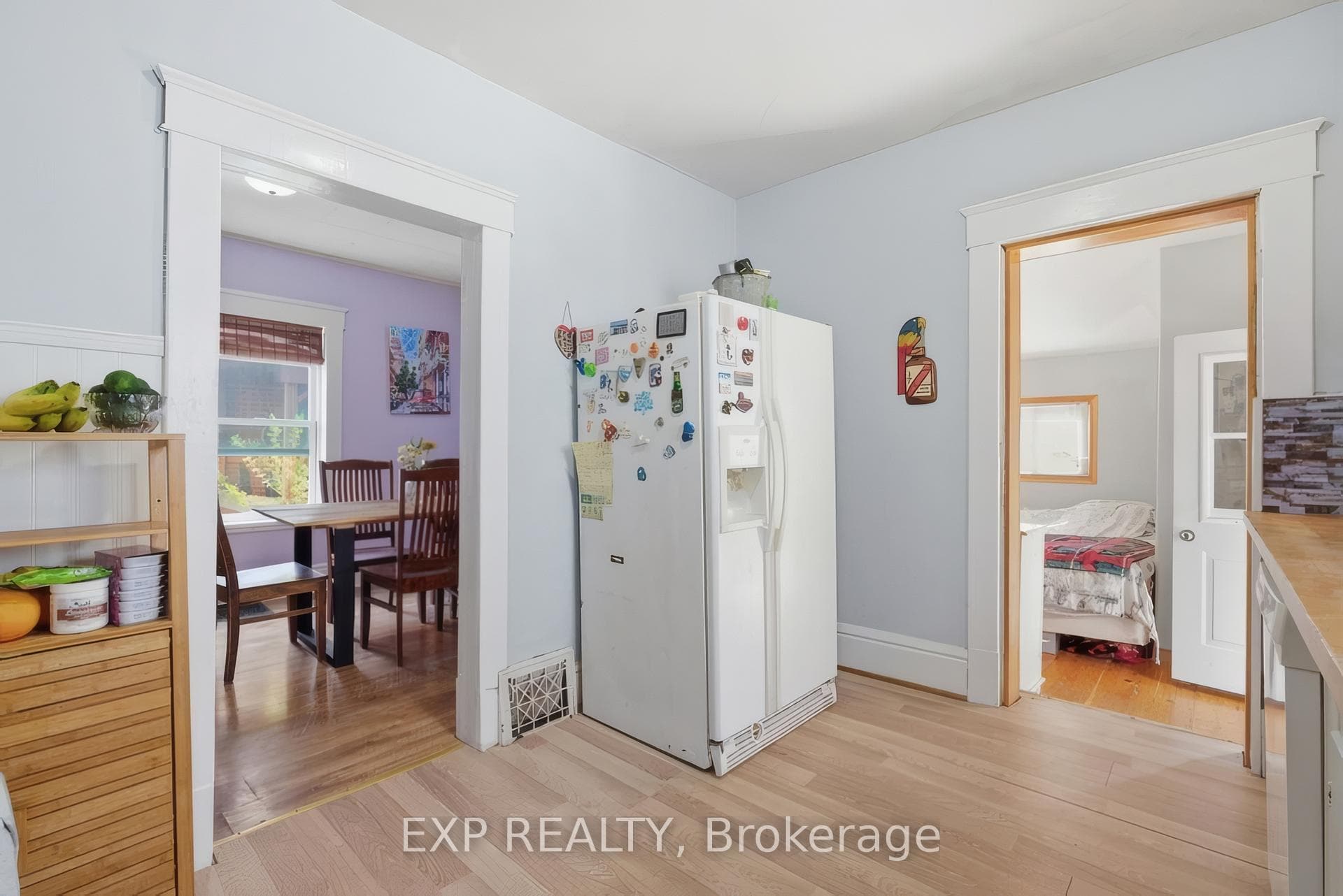 572 Downie Street photo 17
