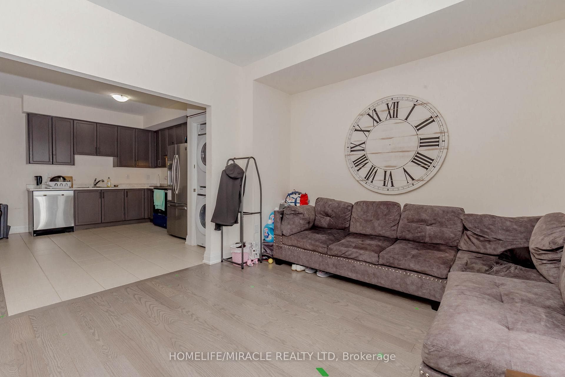 69 Allegro Drive photo 2