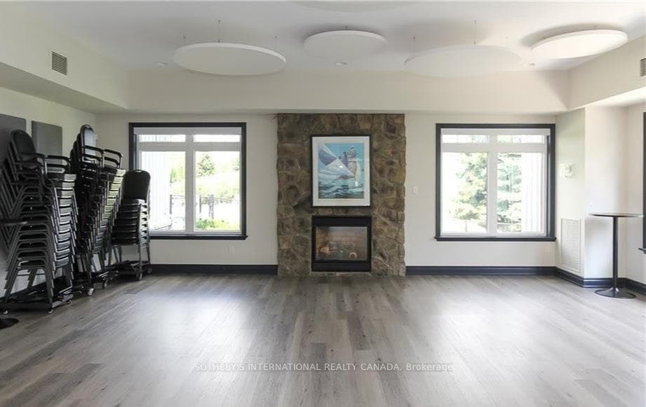 9 Waterpond Place photo 34