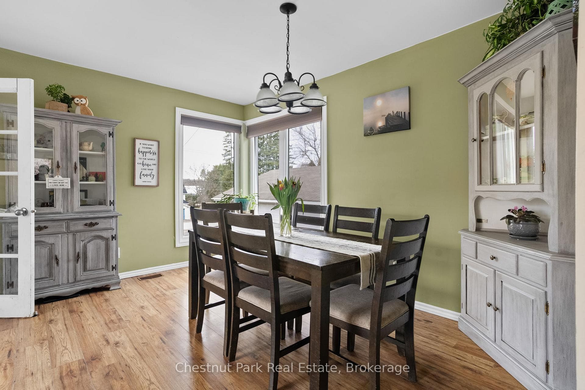 96 James Street photo 5