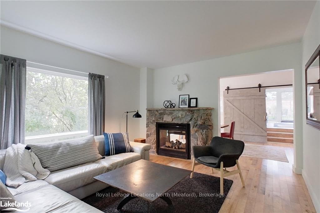 184 PEARSON Street photo 21