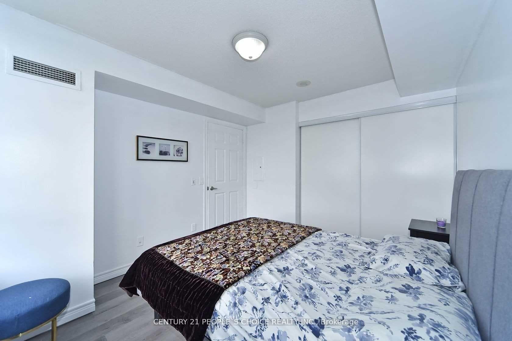 710 Humberwood Boulevard Unit 2710 photo 23