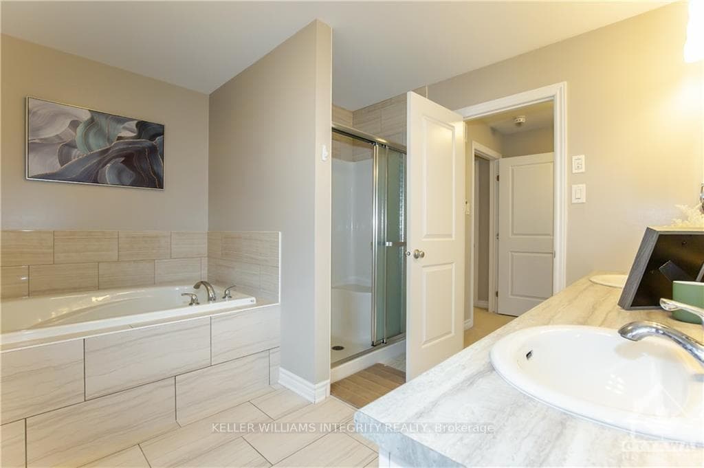 110 SHACKLEFORD Way photo 19