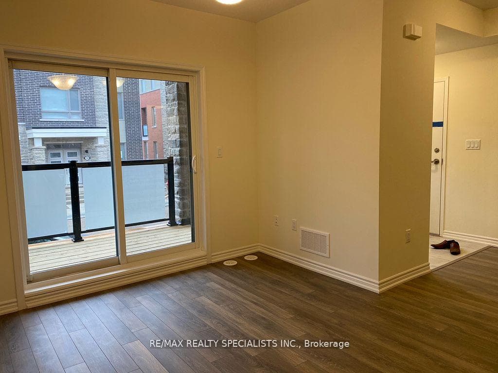1-250 Lagerfeld Drive photo 5