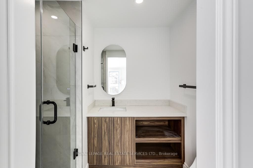 191 Parkmount Road photo 9