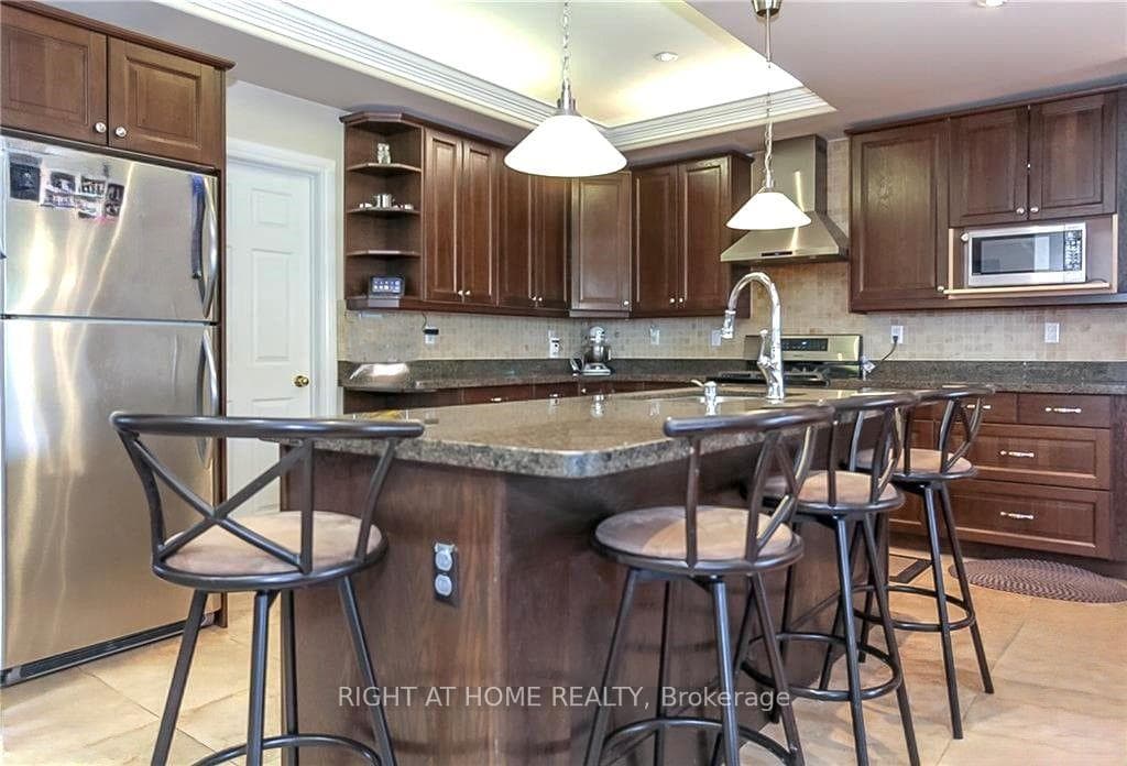 16 WASAGA SANDS Drive photo 14