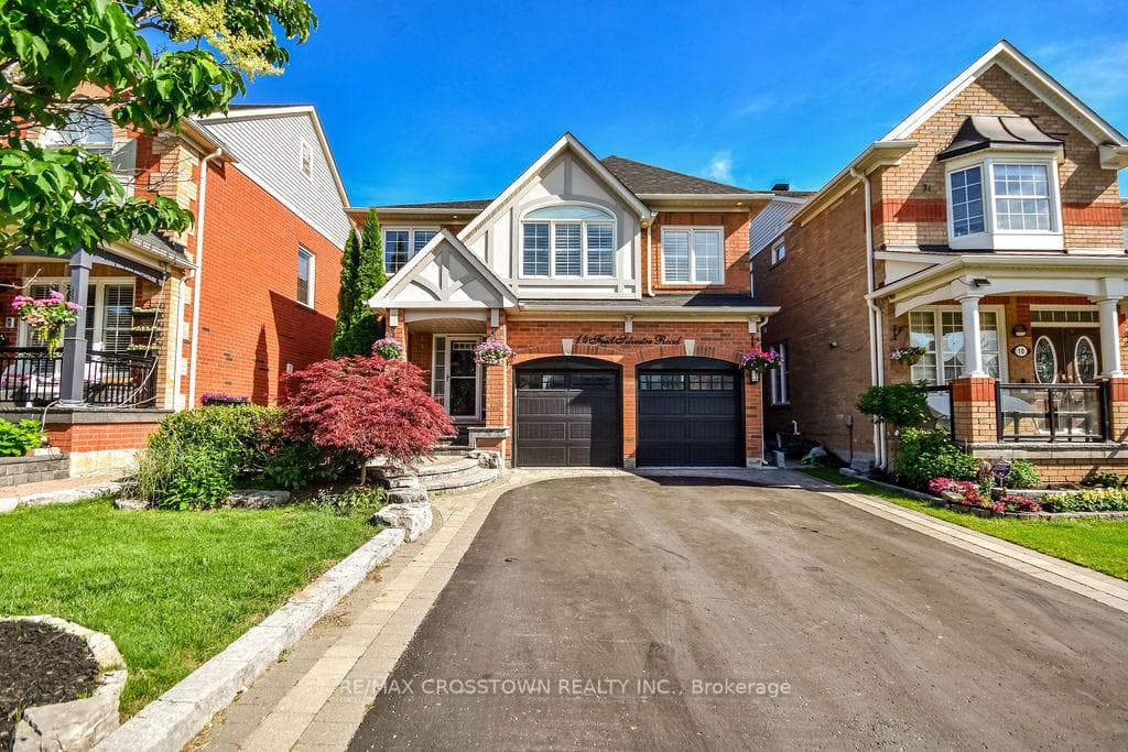 14 Fred Silvester Road photo 2