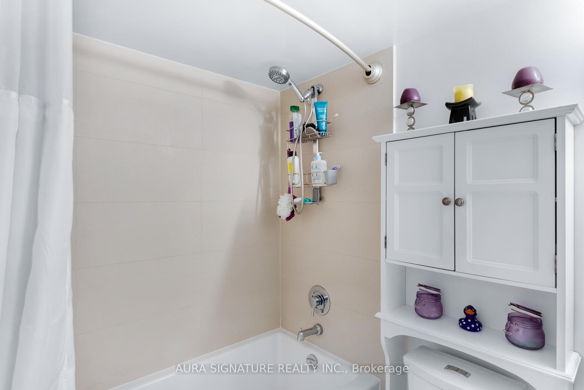 8 Fieldway Road Unit 612 photo 24