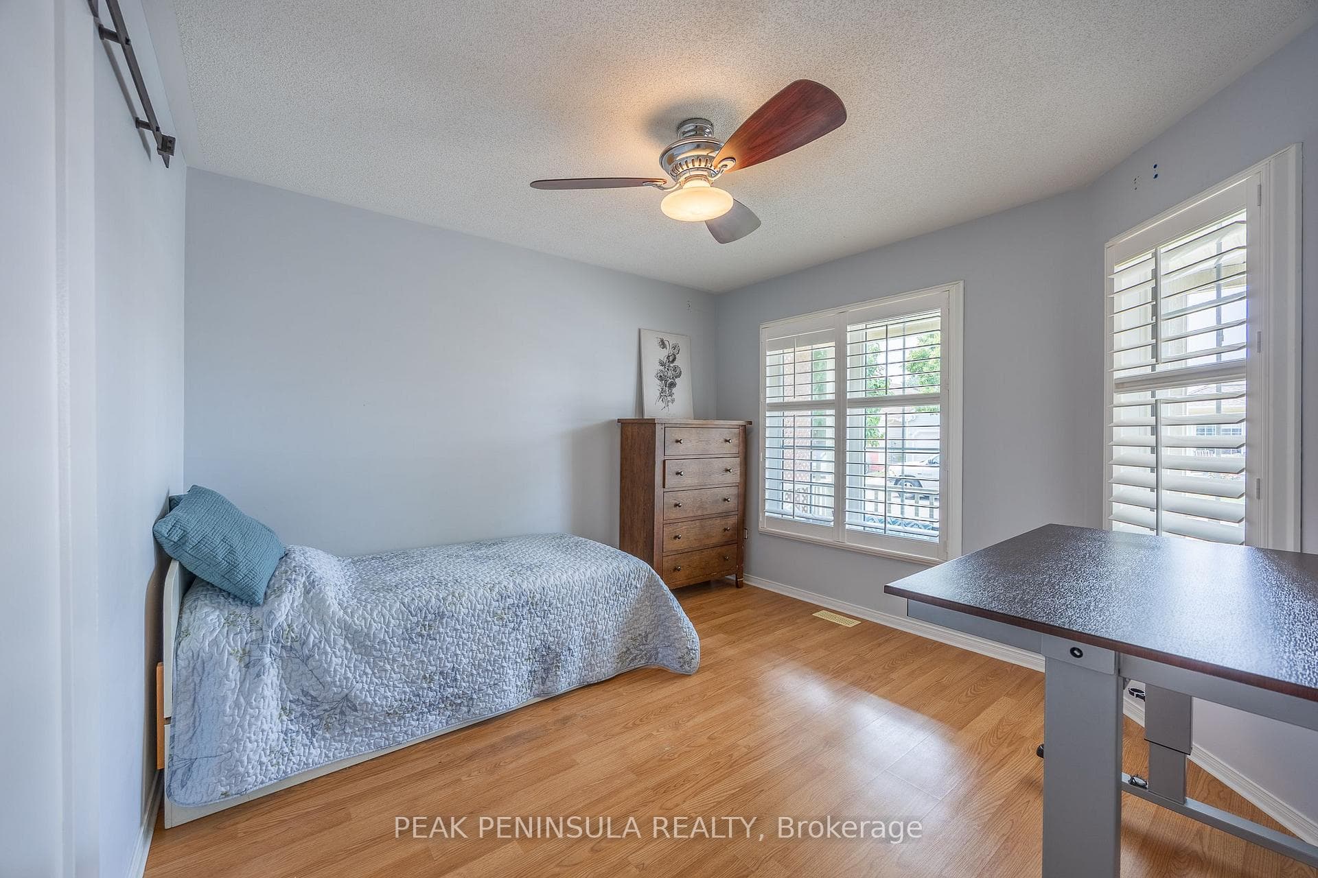 9 Walsingham Drive photo 4