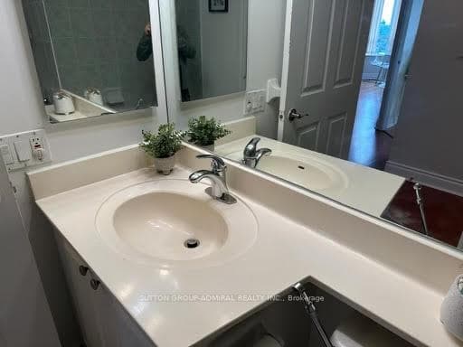 80 Harrison Garden Boulevard Unit 1325 photo 10