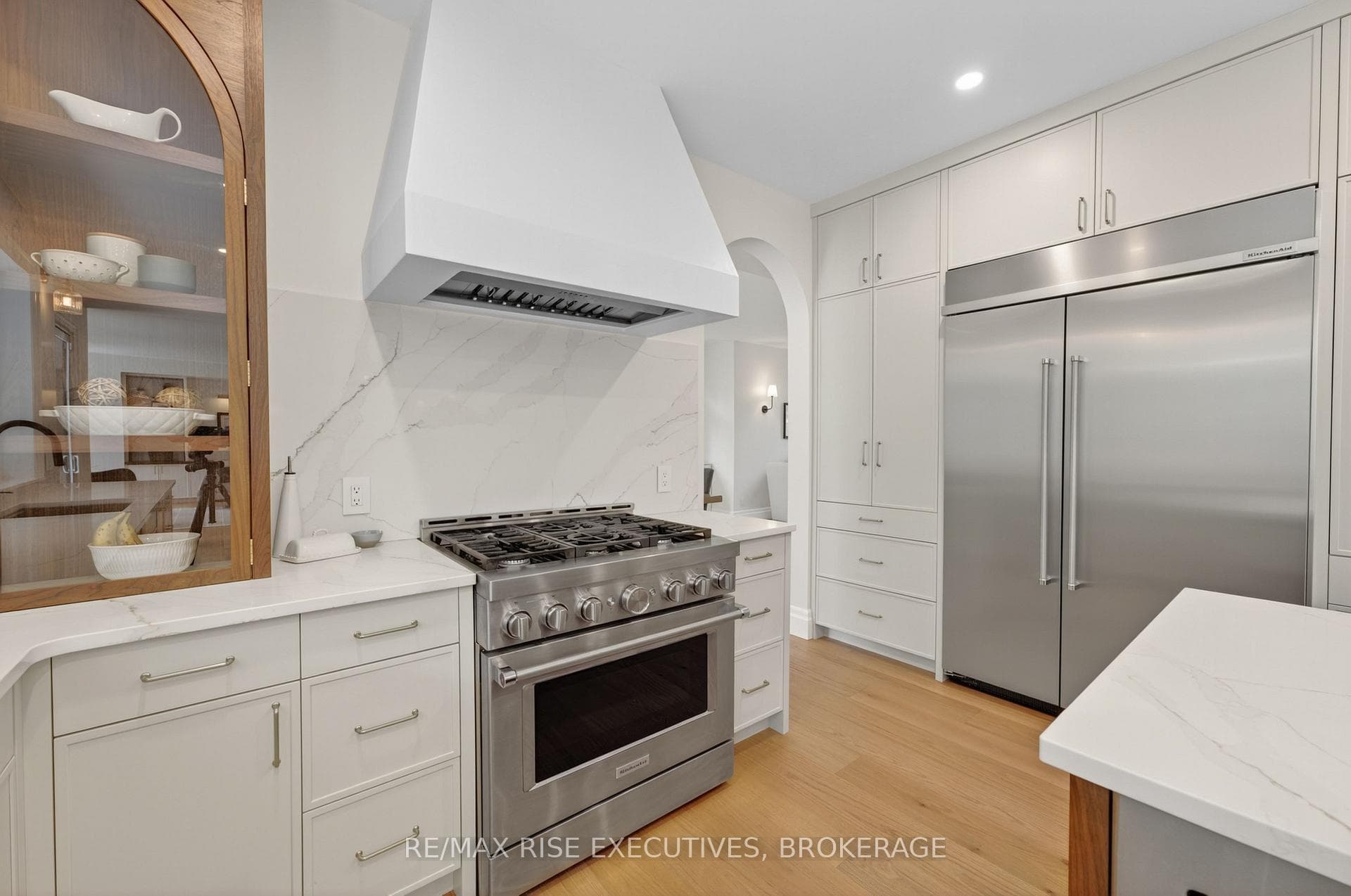 648 Woodland Place photo 14