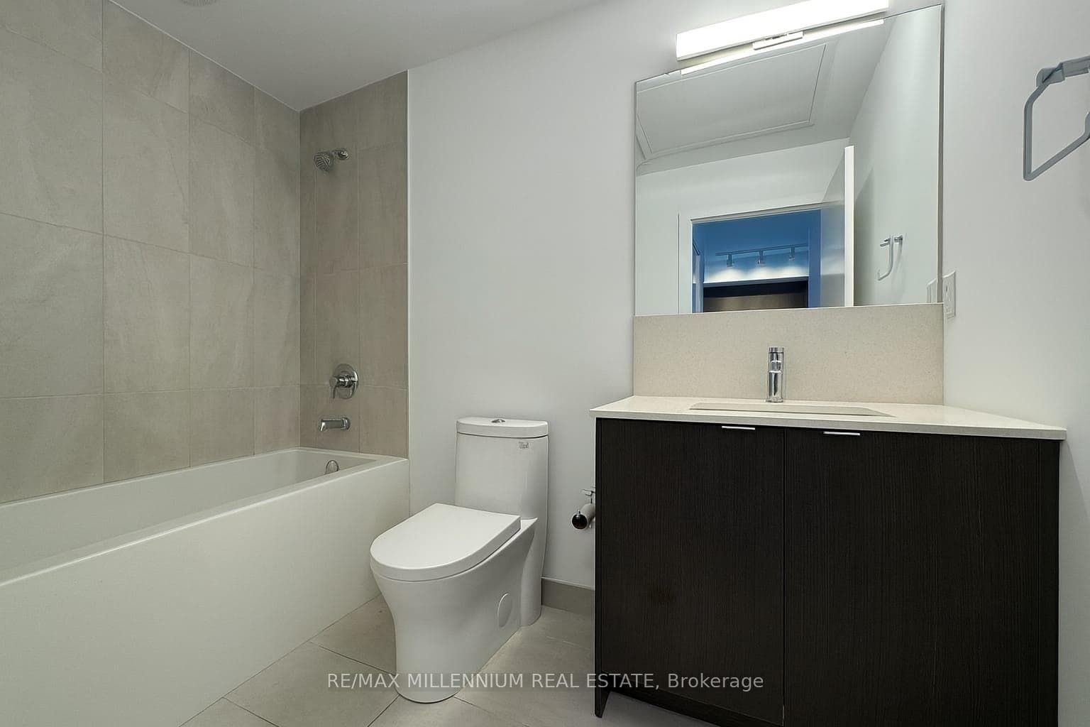 1606 Charles Street Unit 401 A photo 4