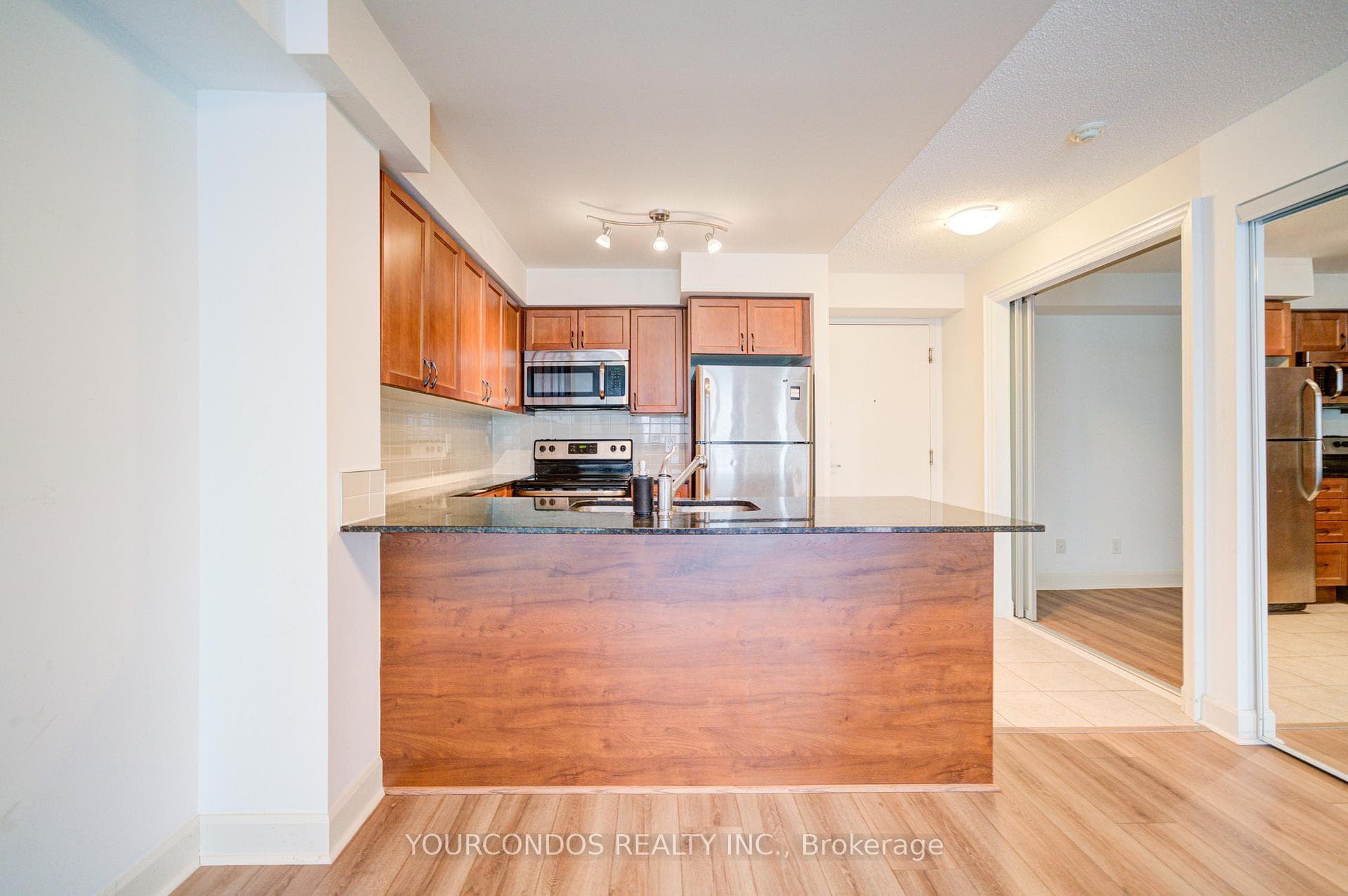 525 Wilson Avenue Unit 829 photo 7