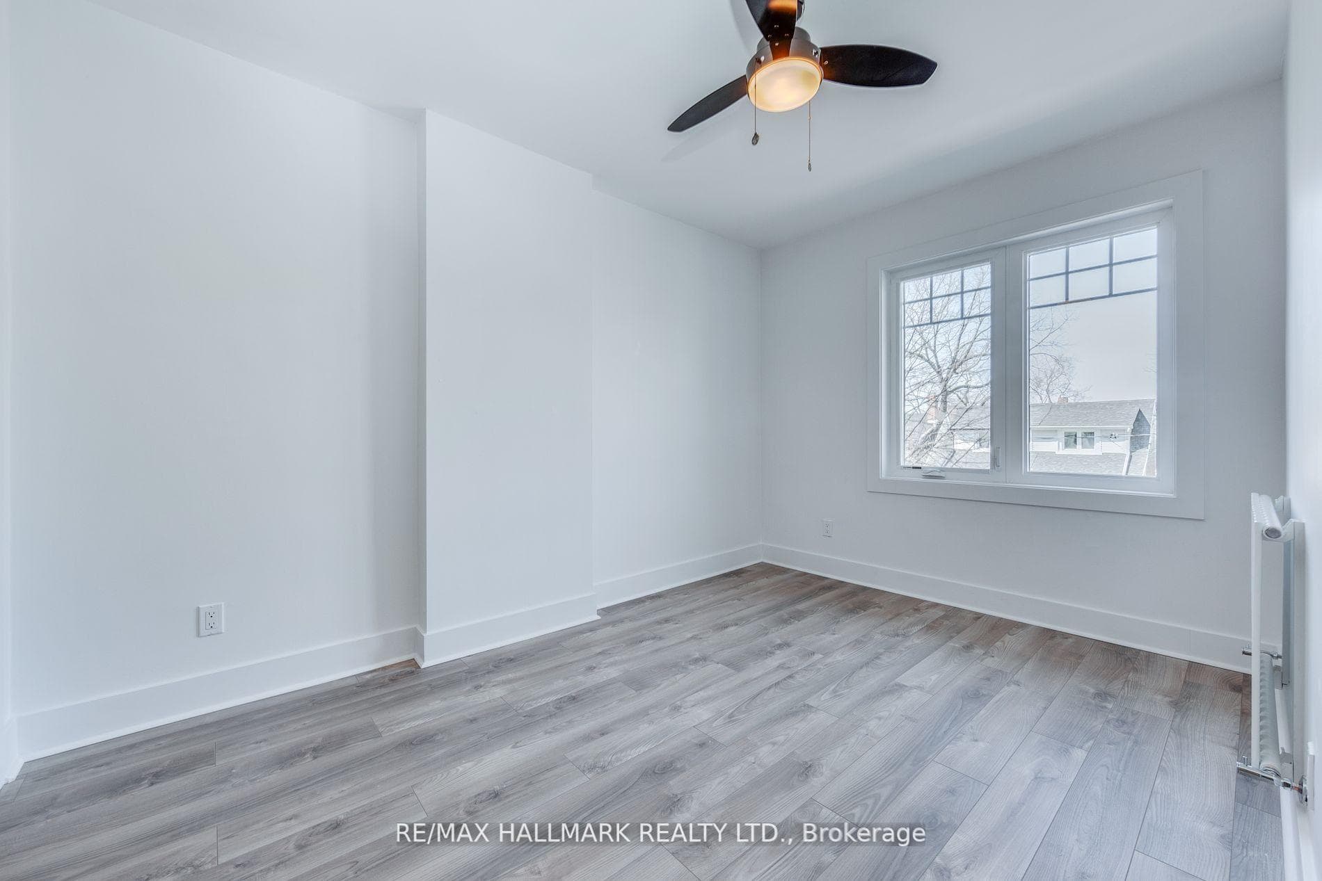327 Kenilworth Avenue Unit Upper photo 5