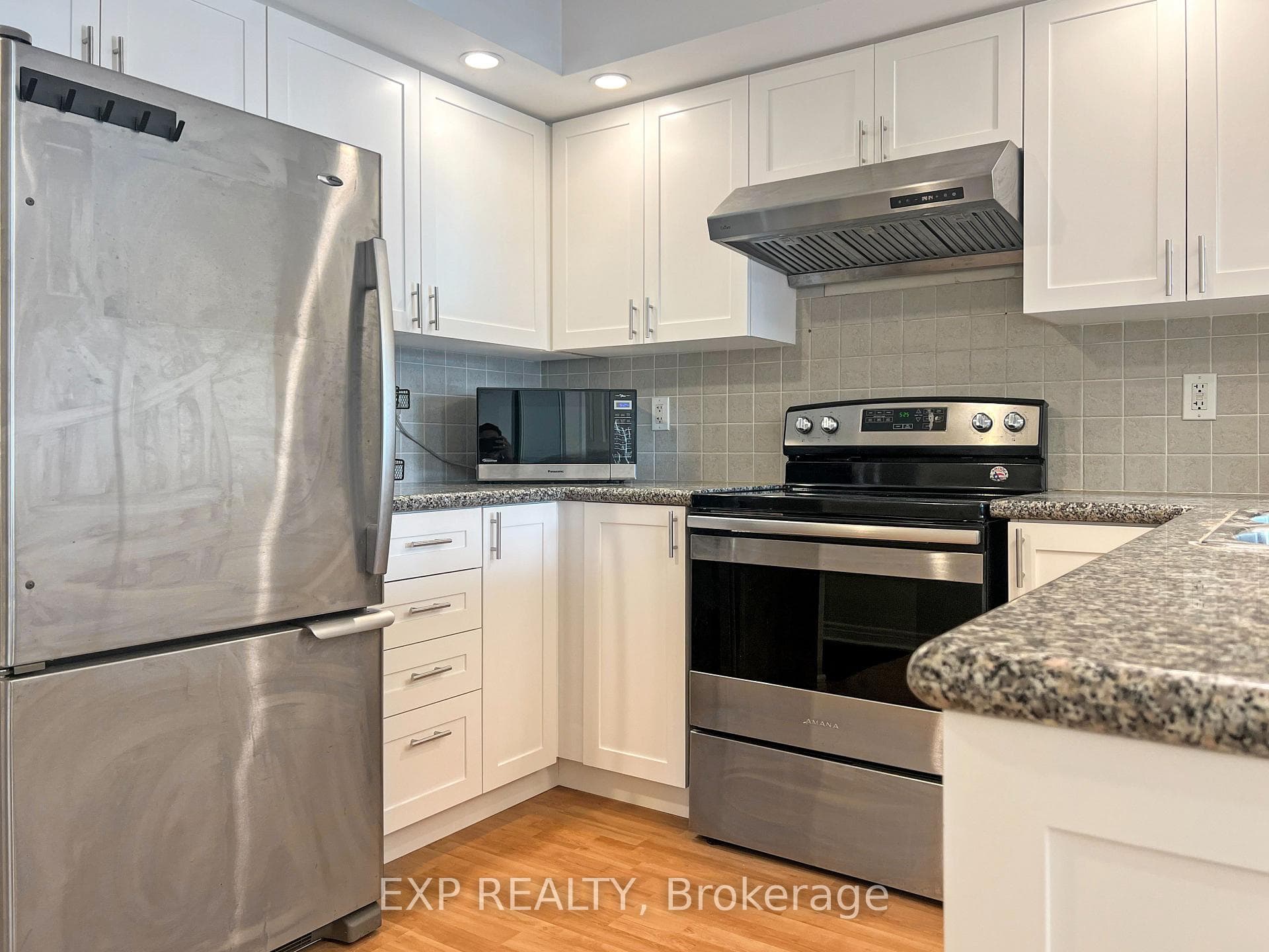 33 Cox Boulevard Unit 338 photo 7